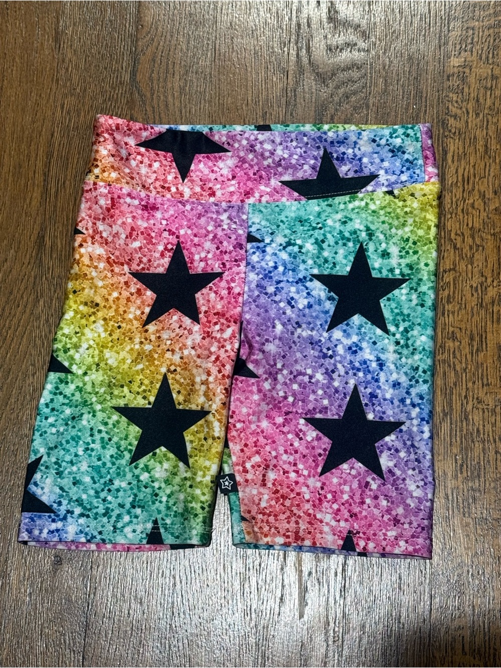 Pixie lane Rainbow tie-dye star bike shorts, size 6 very good condition